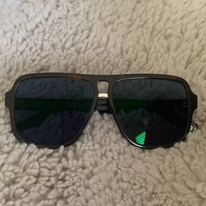 Marc Jacobs Tortoise Shell Sunglasses EUC
